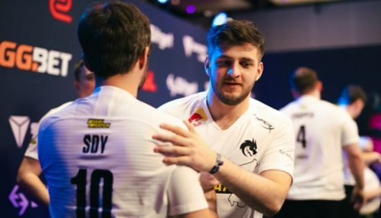 2025年中国大陆PC市场分析：苹果引领出货量增长