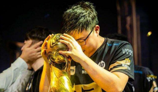 S15瑞士轮次精彩回顾 AL战队击败GEN LPL实现三连胜